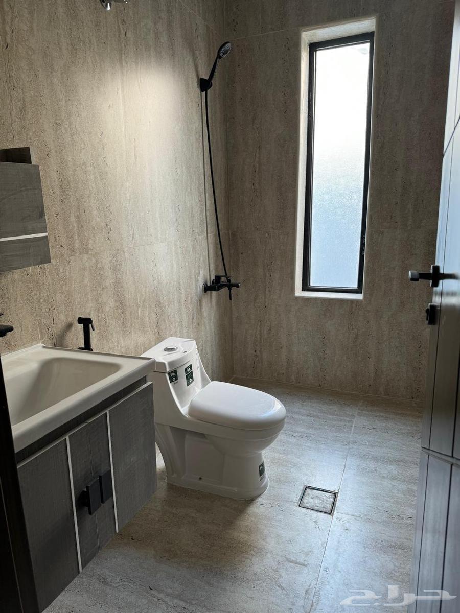 4 bedroom apartment in Ash Shulah, Eastern Province 7