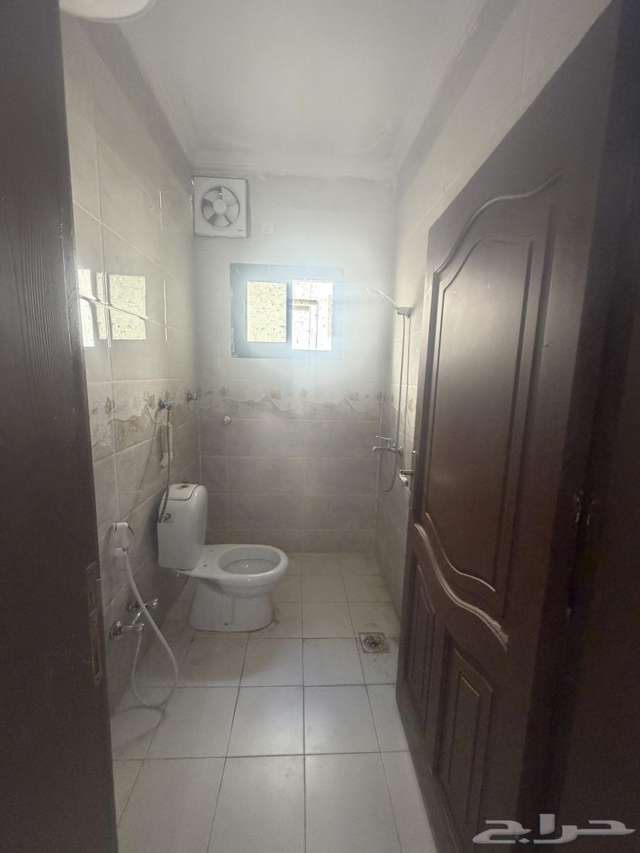 5 bedroom apartment in Al Qaswa, Madinah 4