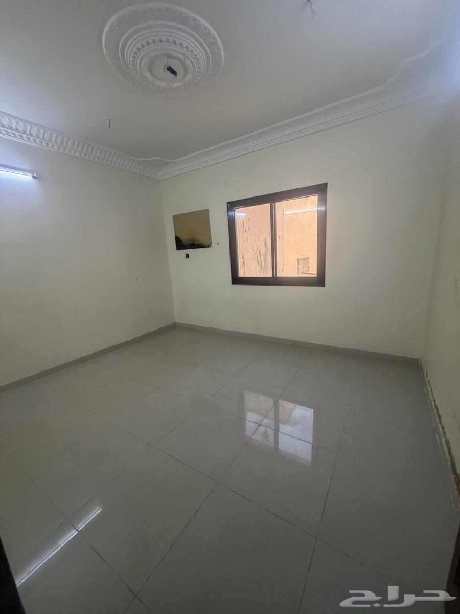 5 bedroom apartment in Al Qaswa, Madinah 7