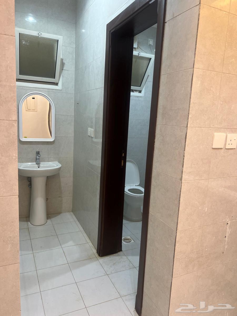 2 bedroom apartment in Warqan, Madinah 4