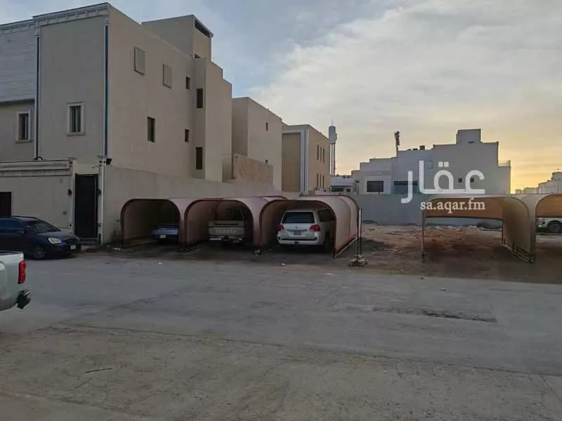 240 sqm land in Al Narjis 4