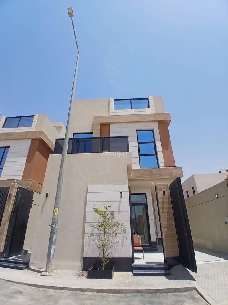 4 bedroom villa in Al Yarmouk, Riyadh 23