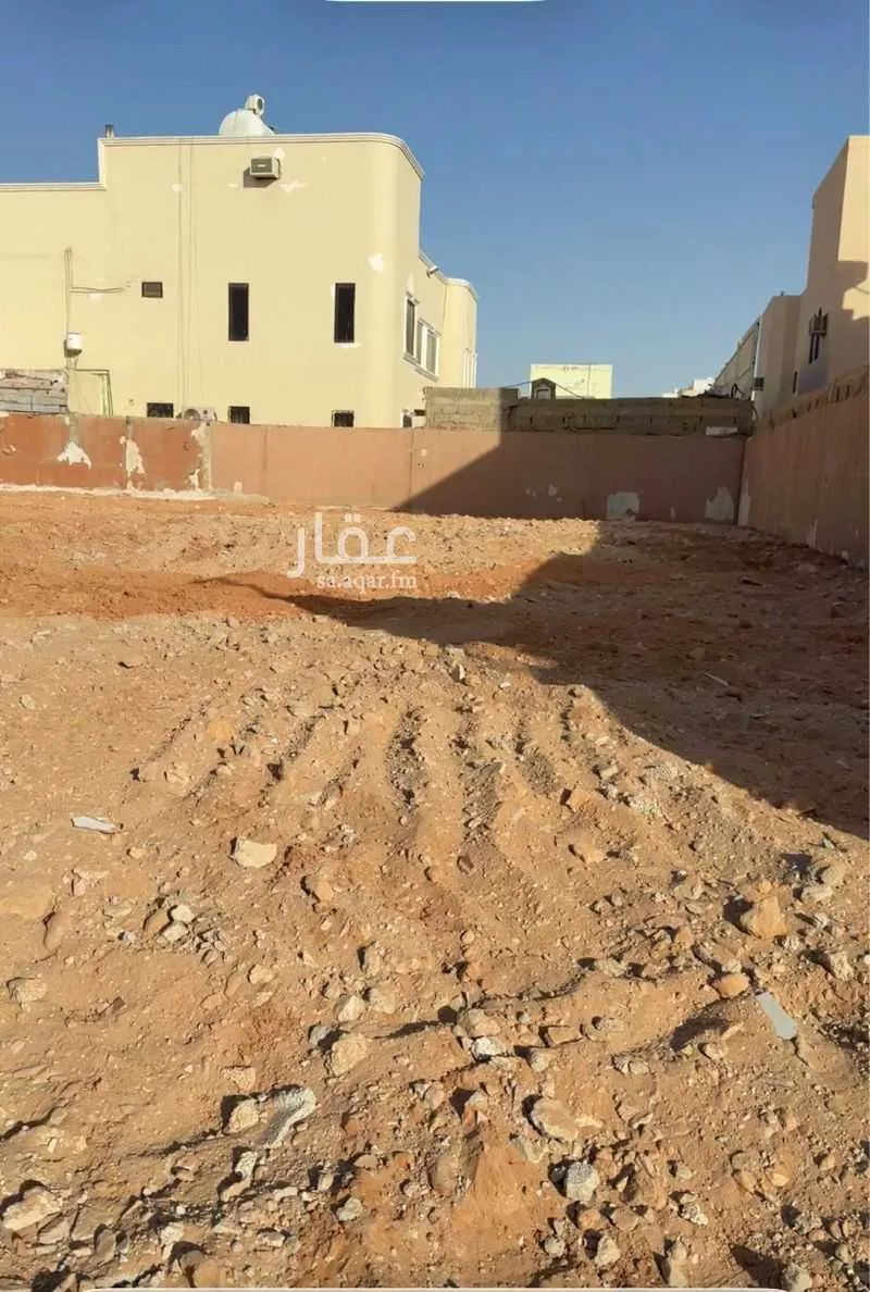 375 sqm land in Al Khaleej 2