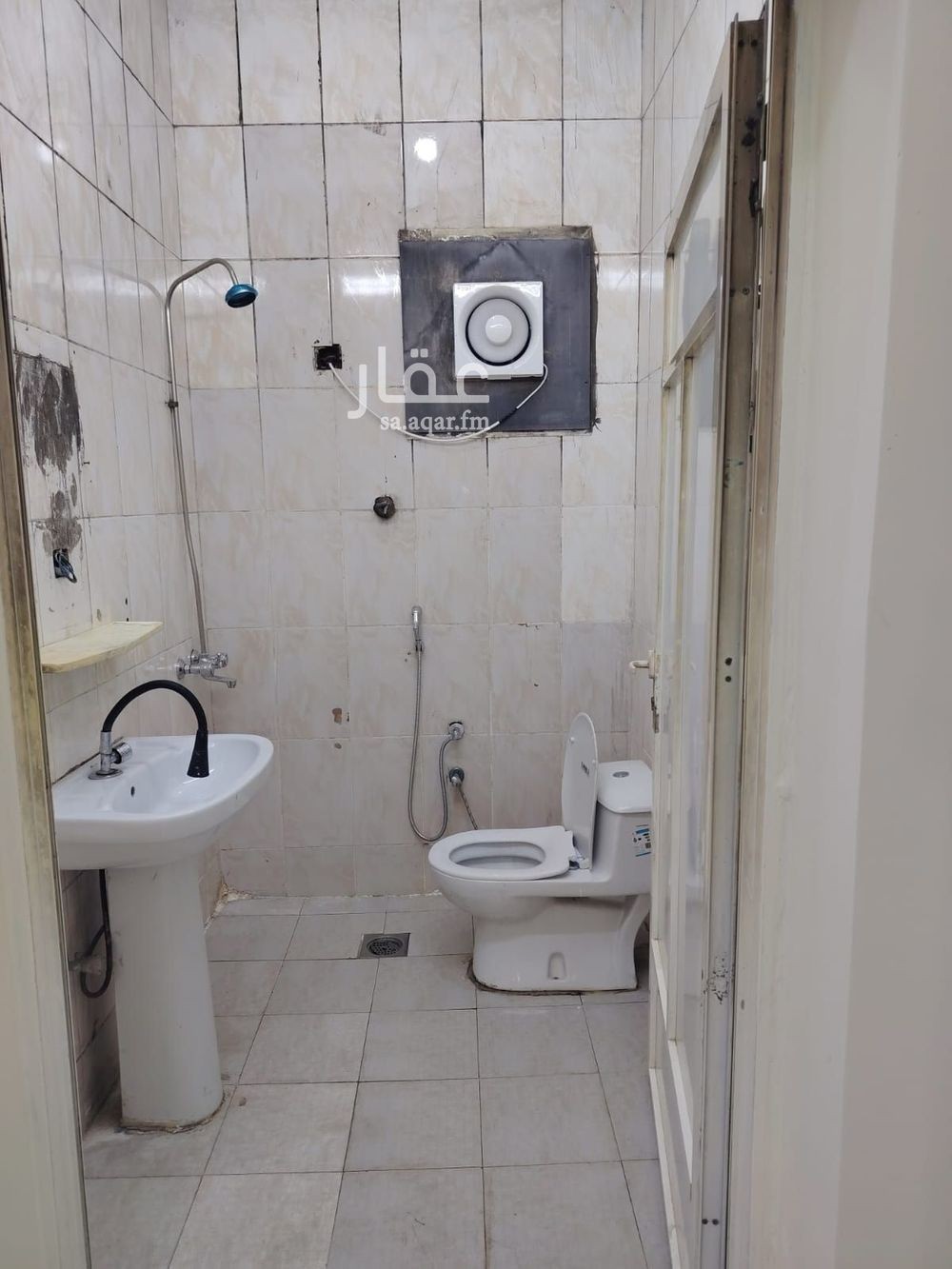 2 bedroom apartment in As Suways, Jazan 6