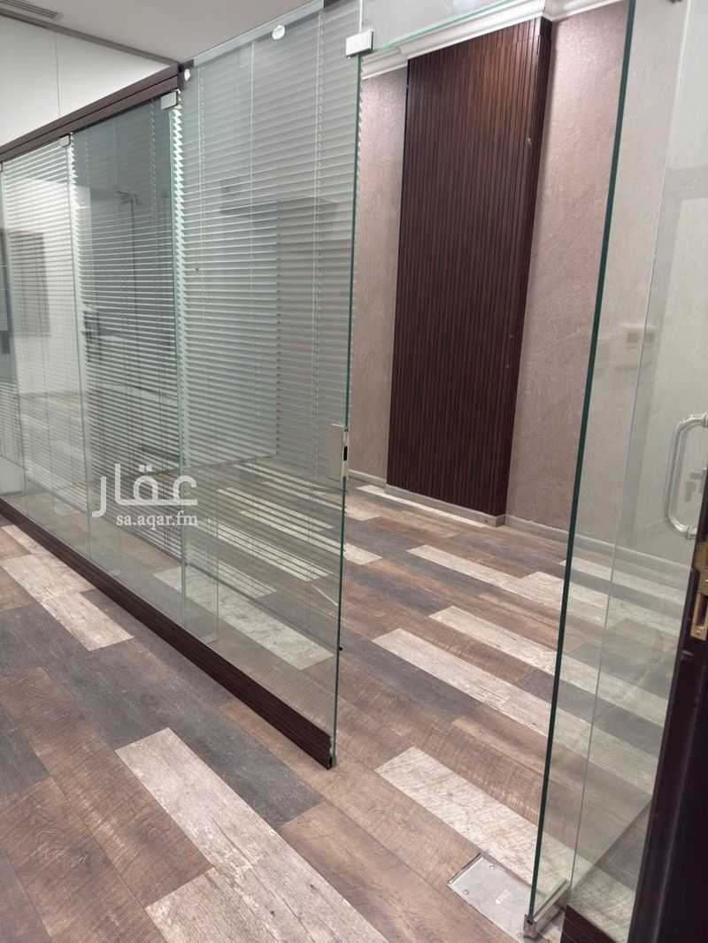 3 bedroom office in Al Rabie, Riyadh 4