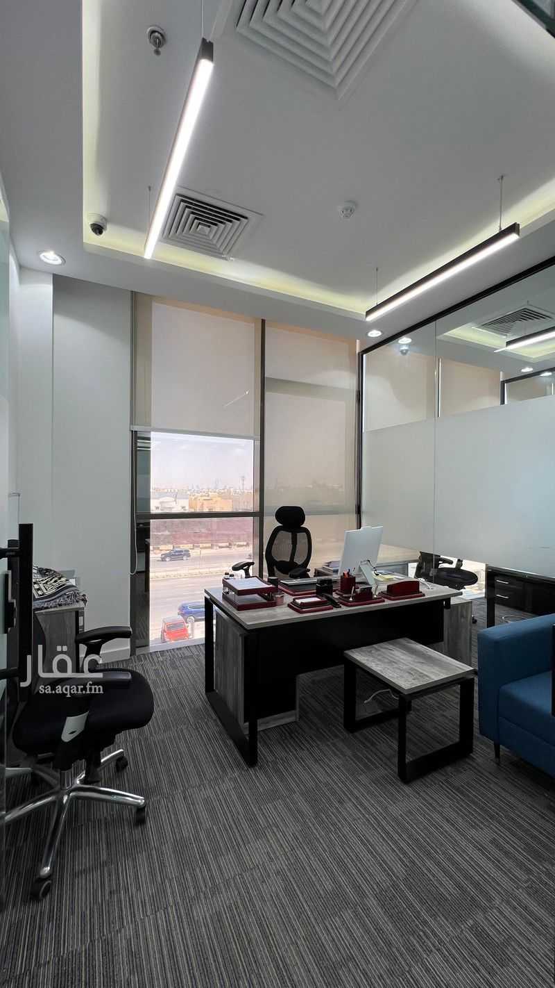 7 bedroom office in Al Rabie, Riyadh 8