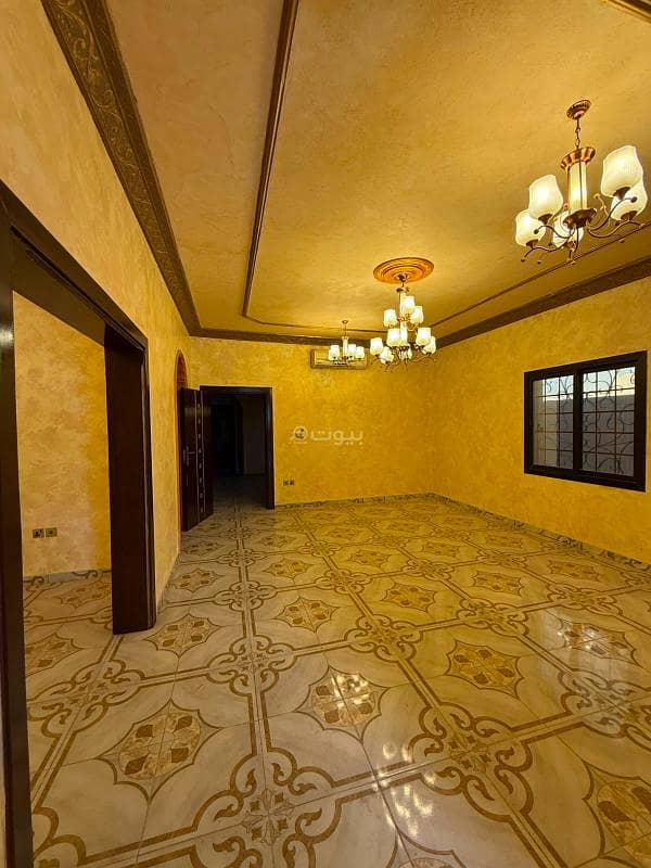 5 bedroom villa in Al Shiraa, Jeddah 11