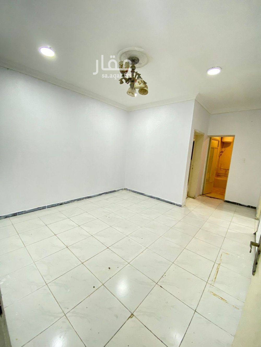 2 bedroom apartment in Az Zuhur, Eastern Province 4