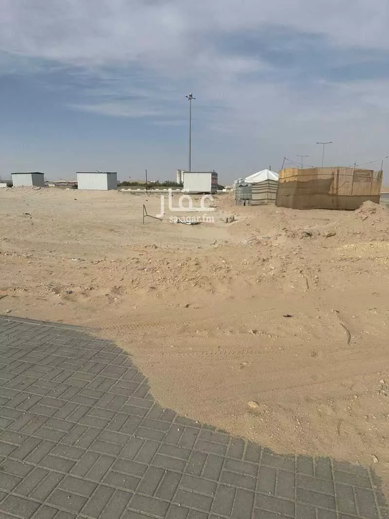 أرض 2000 م² في الجنادرية 6