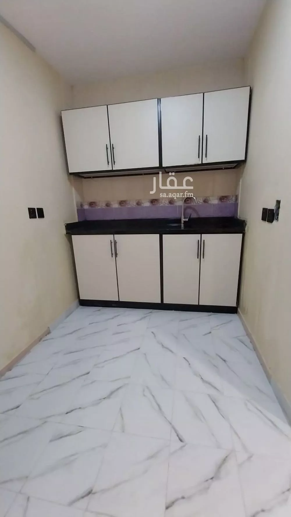 1 bedroom apartment in Al Falah 3