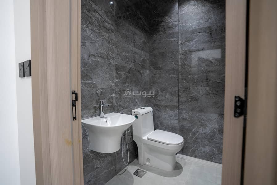 office in Al Malaz, Riyadh 5