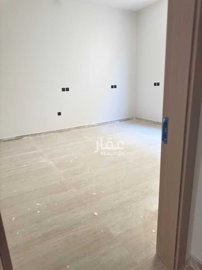 5 bedroom villa in Al Hamra, Riyadh 2