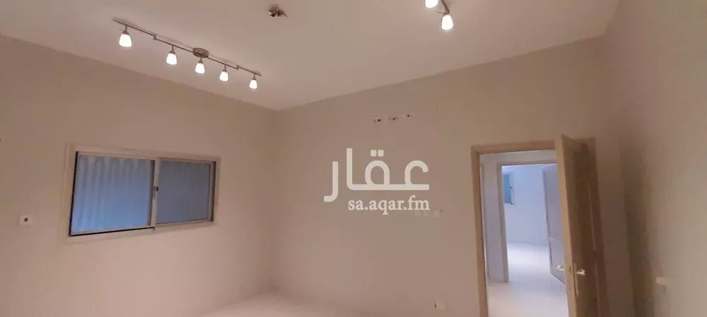 شقة 3 غرف في الربوة 8