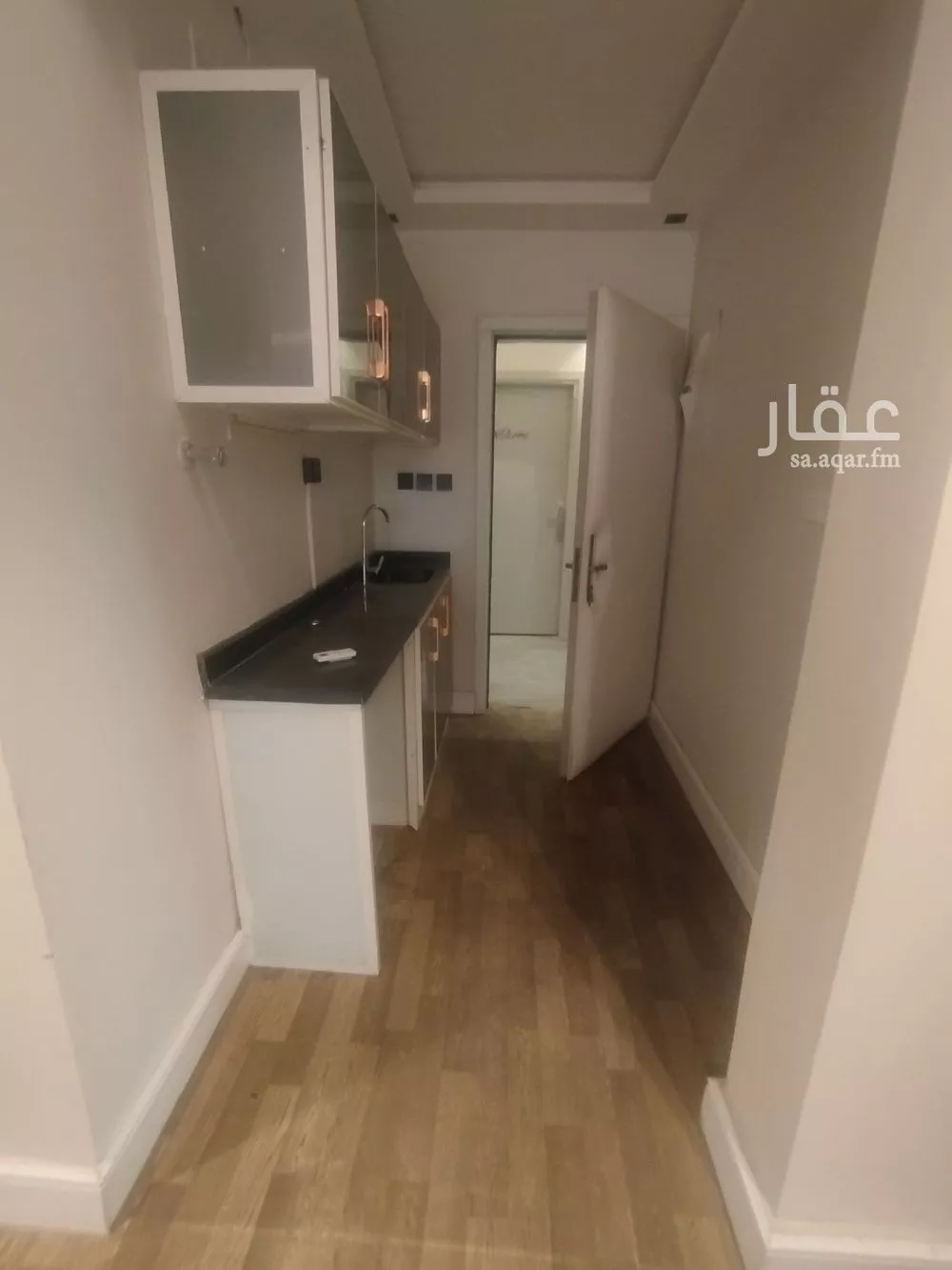 شقة 1 غرف في العقيق 3