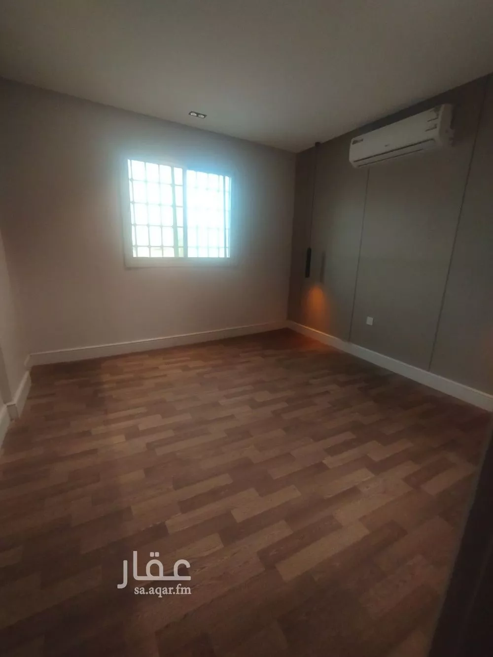 شقة 1 غرف في العقيق 5