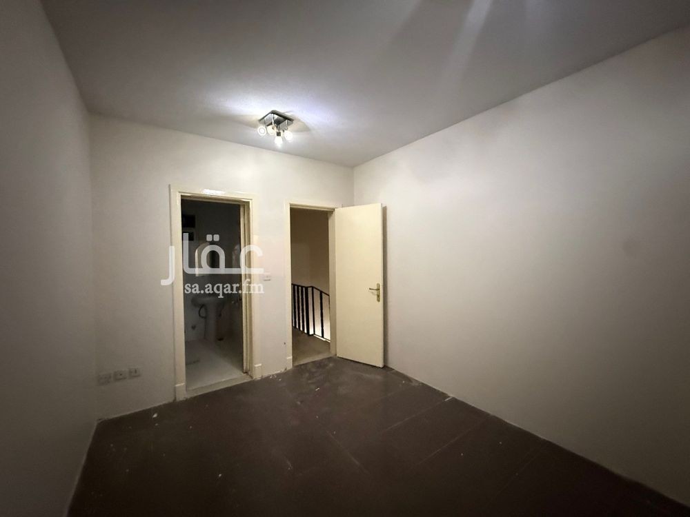 9 bedroom building in Al Yarmouk, Riyadh 27