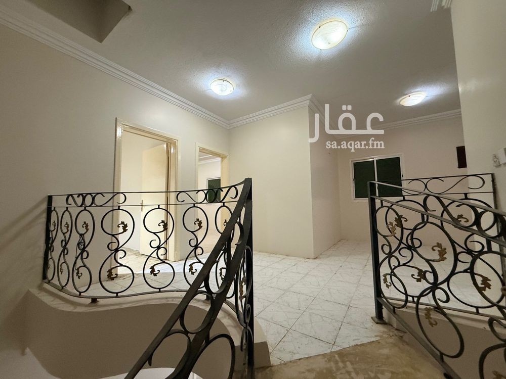 9 bedroom building in Al Yarmouk, Riyadh 14