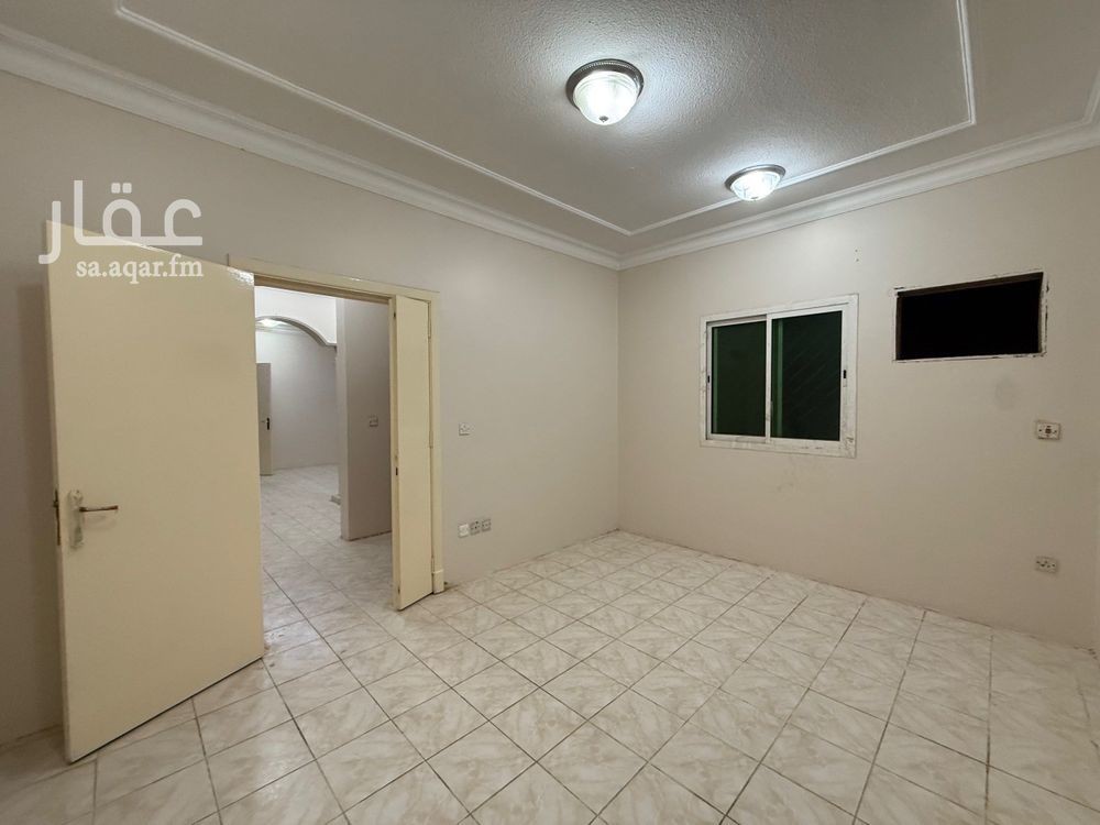 9 bedroom building in Al Yarmouk, Riyadh 3