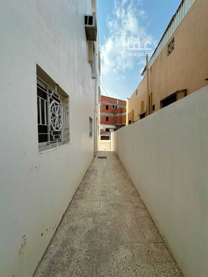 4 bedroom apartment in Thirah, Abha 3