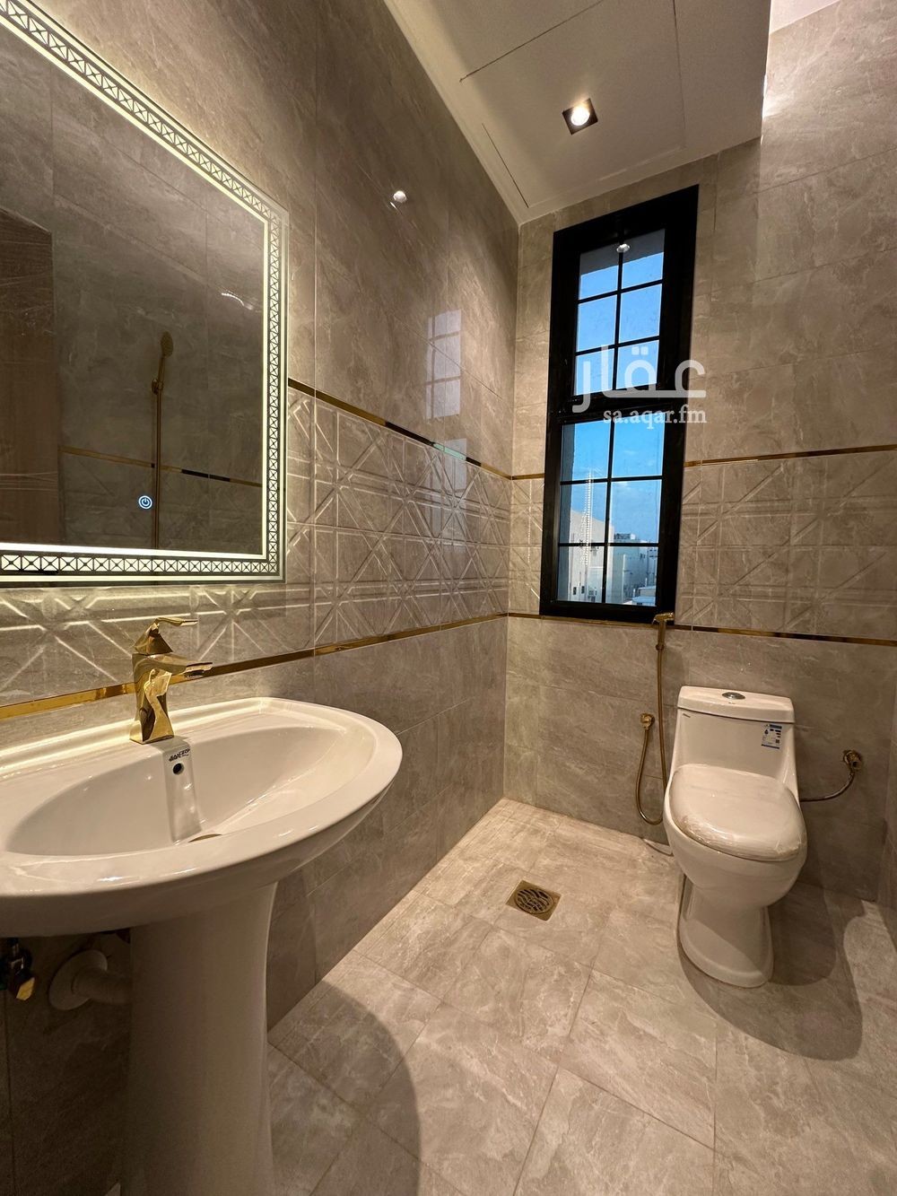 5 bedroom apartment in Mudhainib, Madinah 3