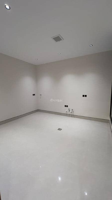 5 bedroom villa in Al Bayan, Riyadh 9