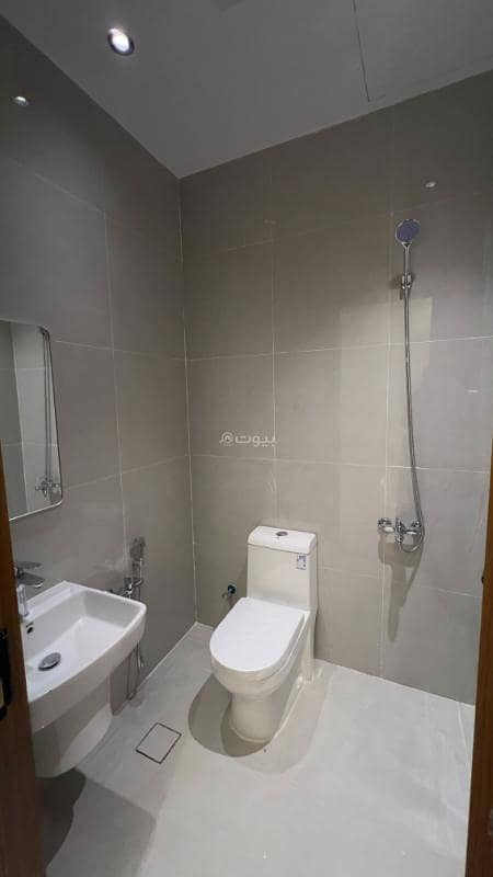 5 bedroom villa in Al Bayan, Riyadh 22