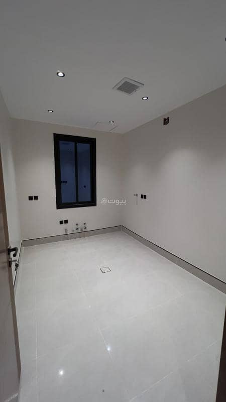 5 bedroom villa in Al Bayan, Riyadh 26