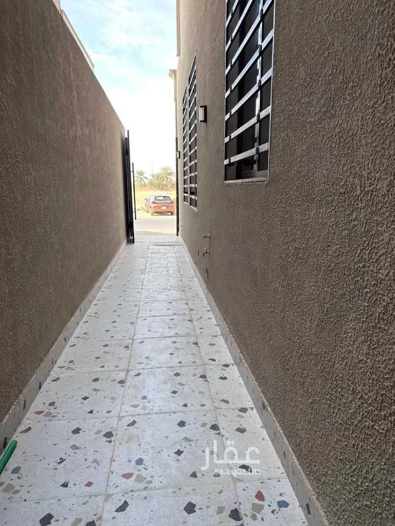 4 bedroom floor in Al Rimal 2
