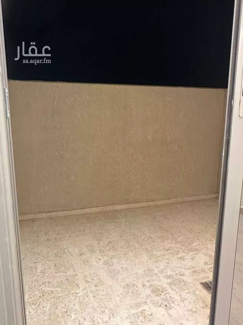 4 bedroom floor in Al Rimal 11