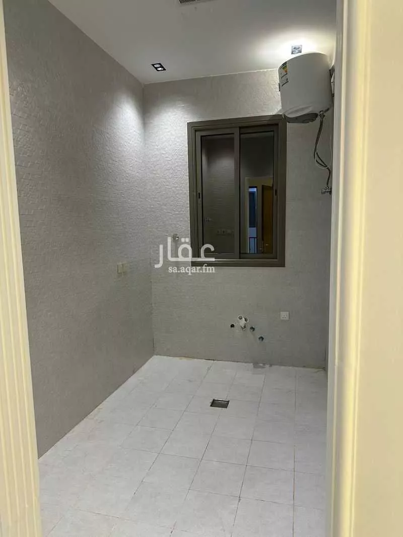 4 bedroom floor in Al Rimal 14