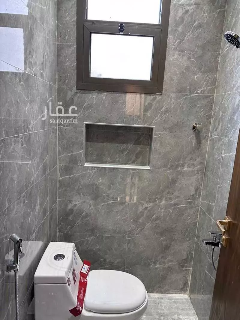 4 bedroom floor in Al Rimal 10