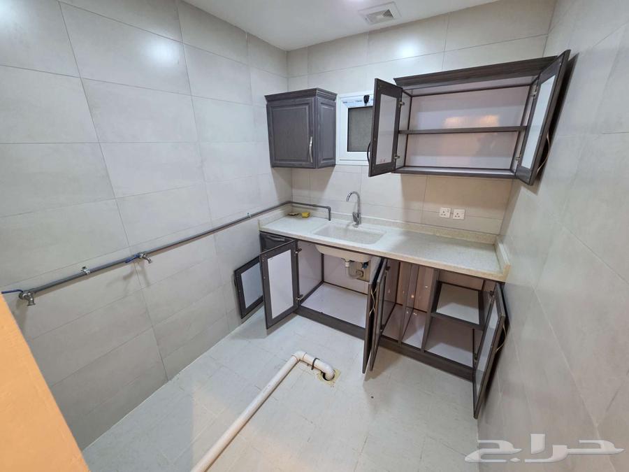 2 bedroom apartment in Dahiat King Fahd, Eastern Province 5