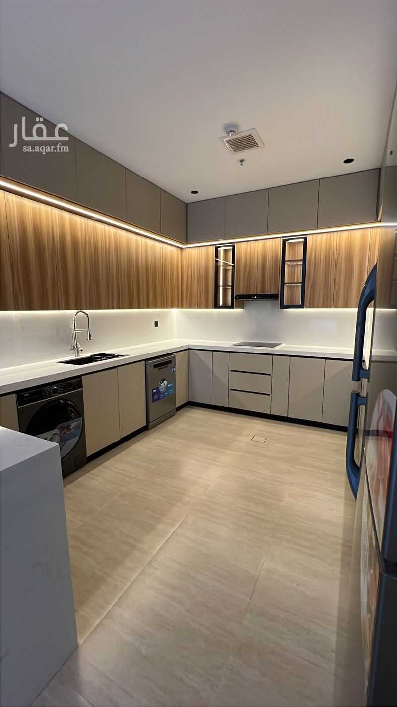 4 bedroom apartment in Ishbiliyah, Riyadh 9