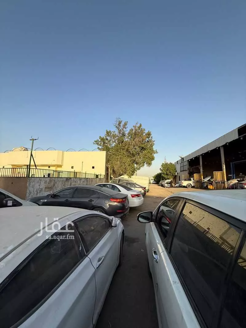 1200 sqm land in Al Masani 7