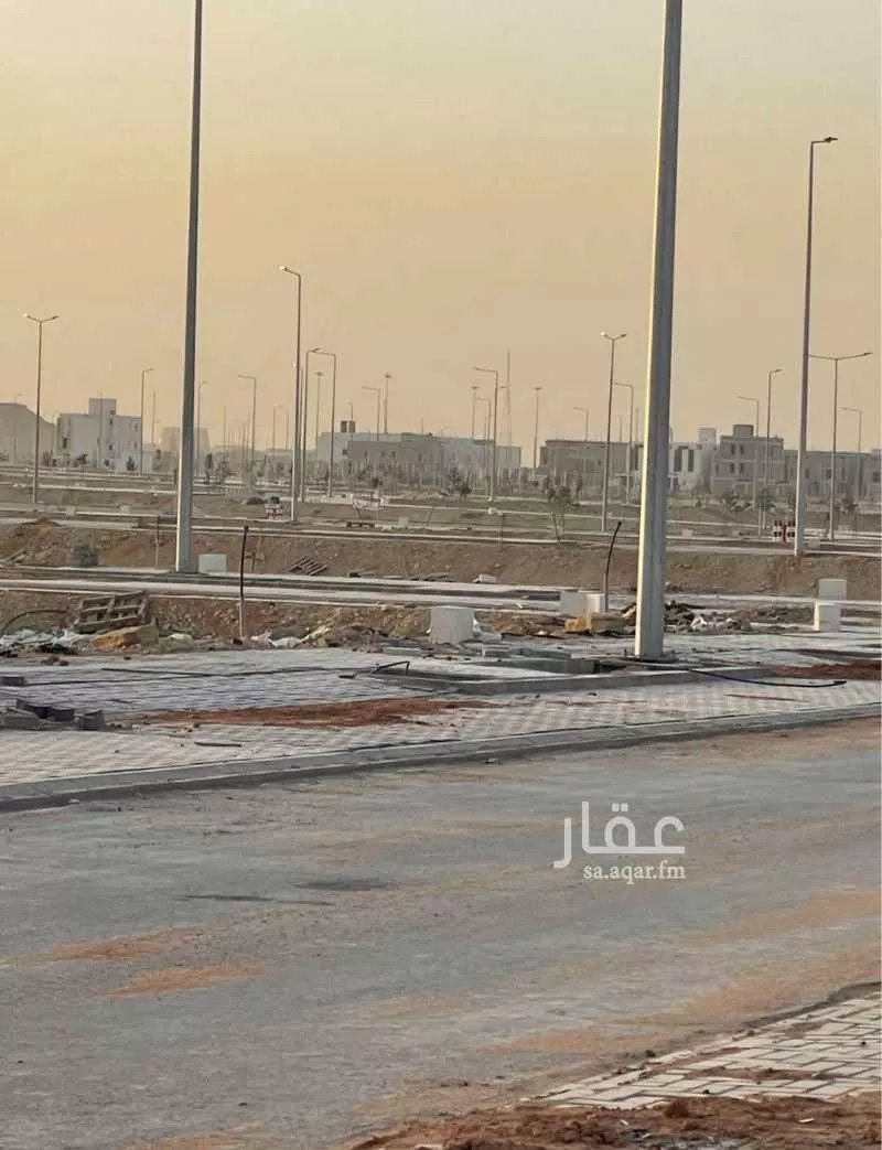 300 sqm land in Ash Sharq 2