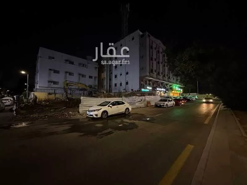 400 sqm land in Al Aziziyah 3