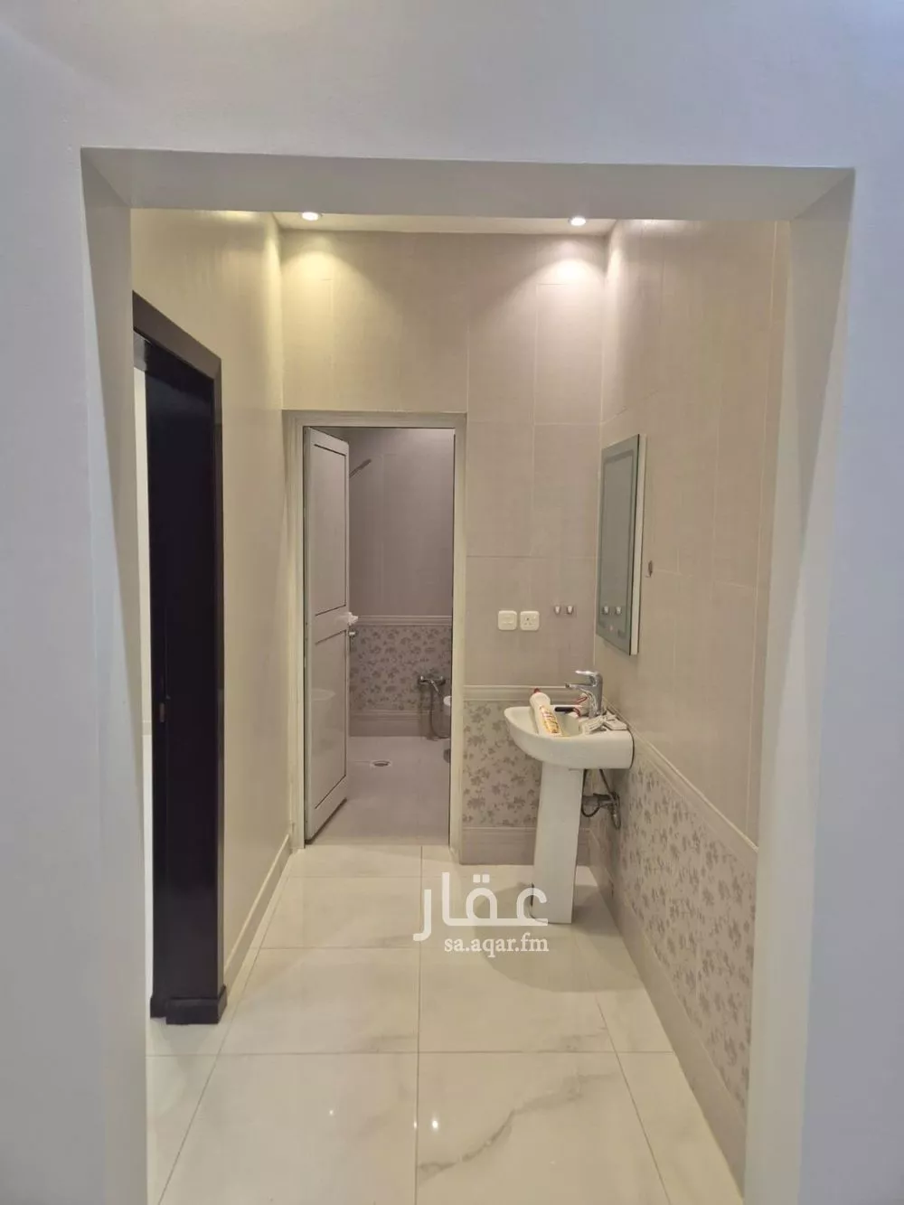 دور 4 غرف في عكاظ 17