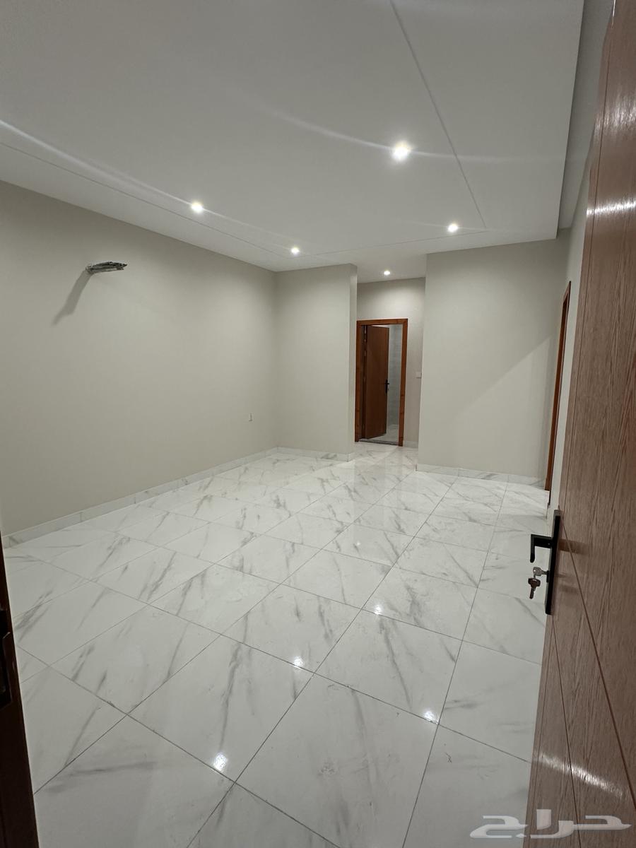 3 bedroom apartment in Al Ajwad, Jeddah 4