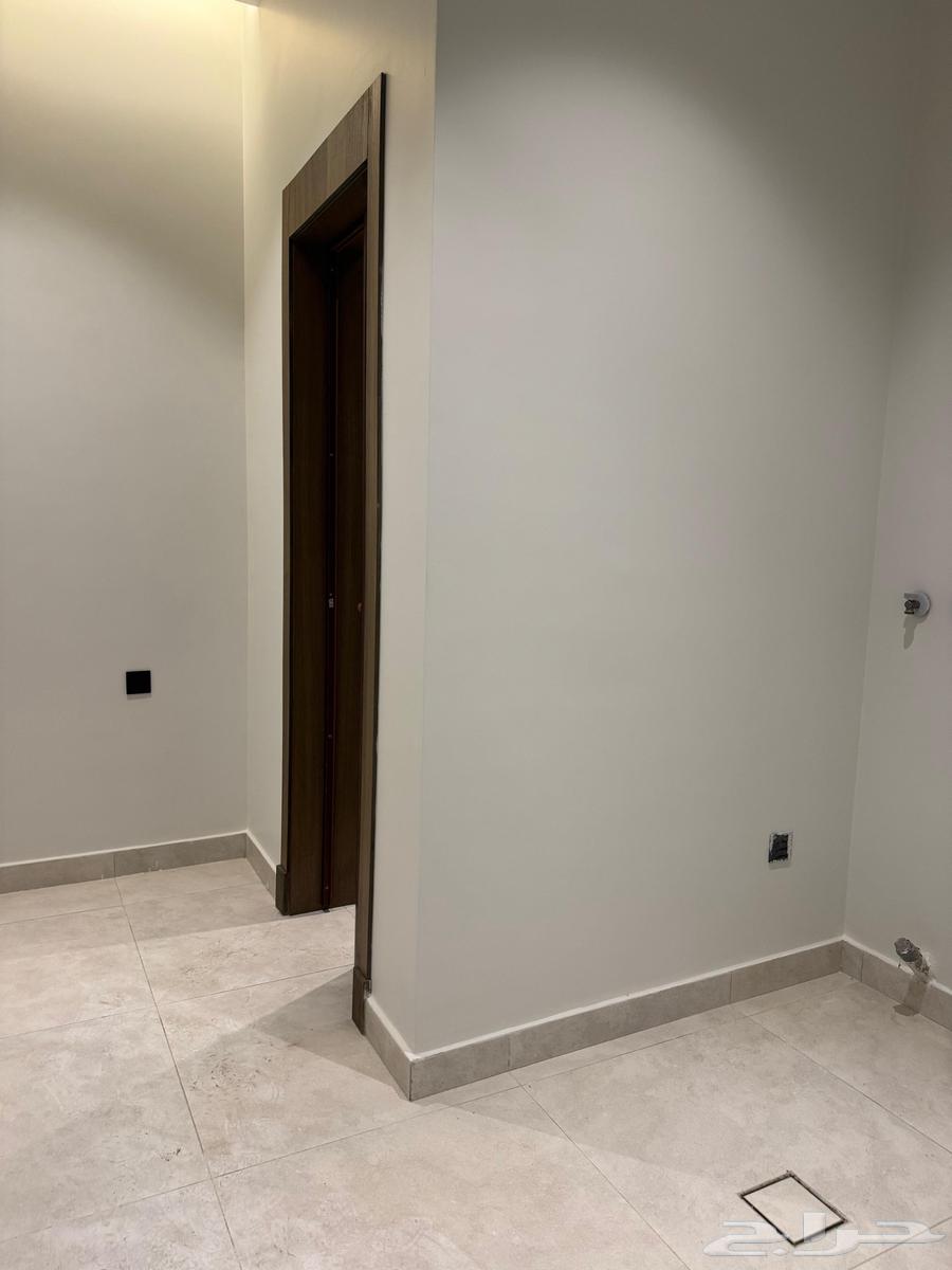4 bedroom apartment in Al Sharafiyah, Jeddah 13