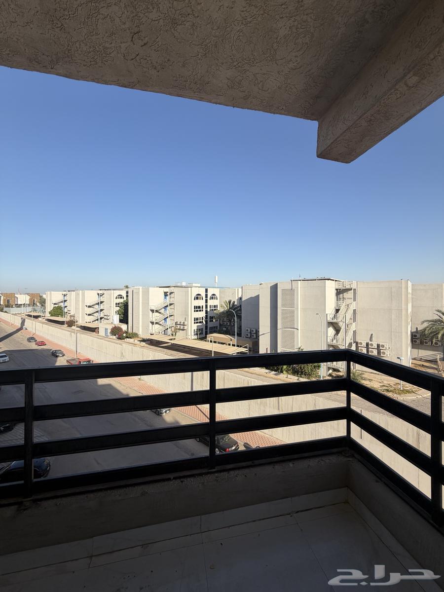 3 bedroom apartment in Al Basateen, Eastern Province 9