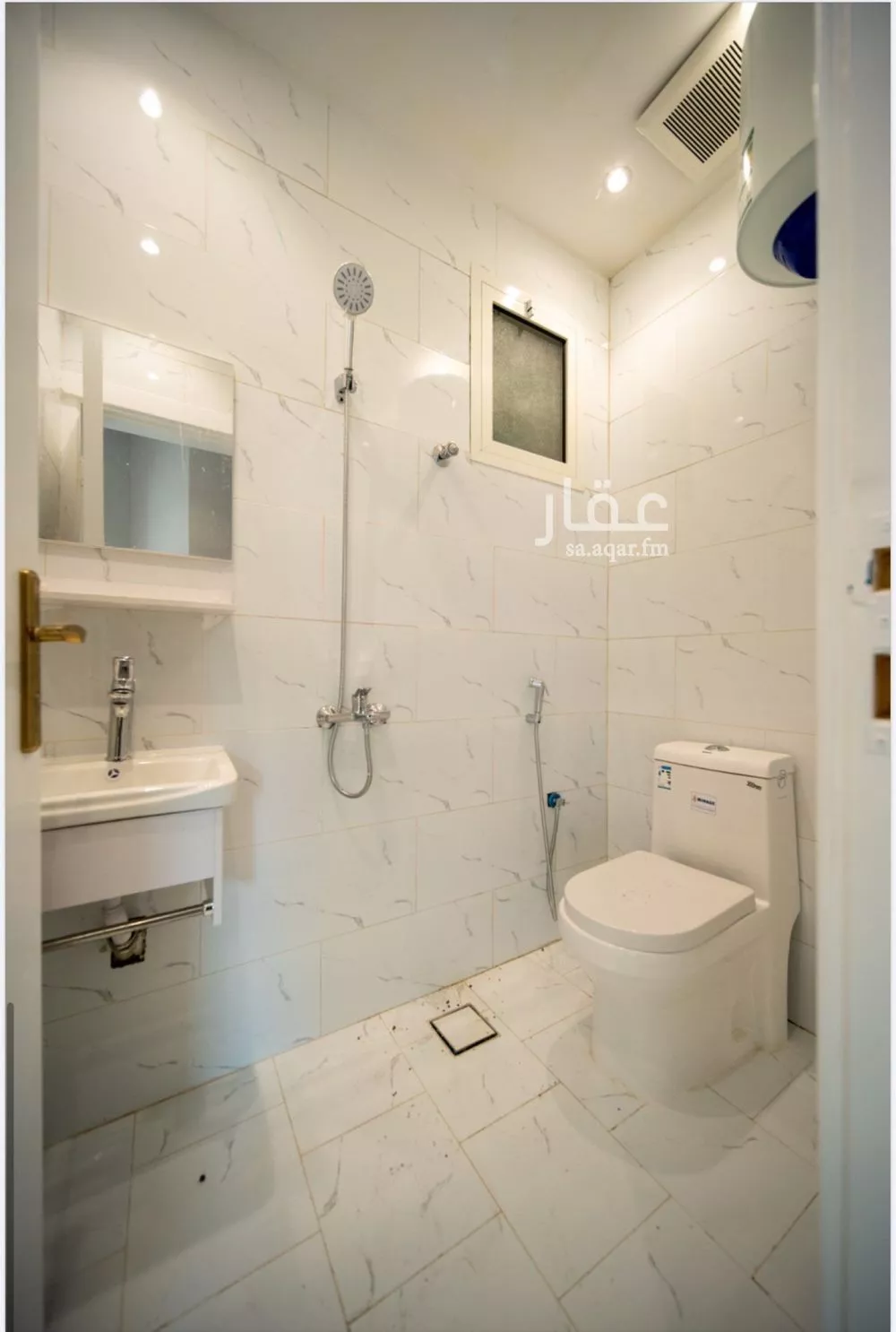 1 bedroom apartment in Al Qairawan 6