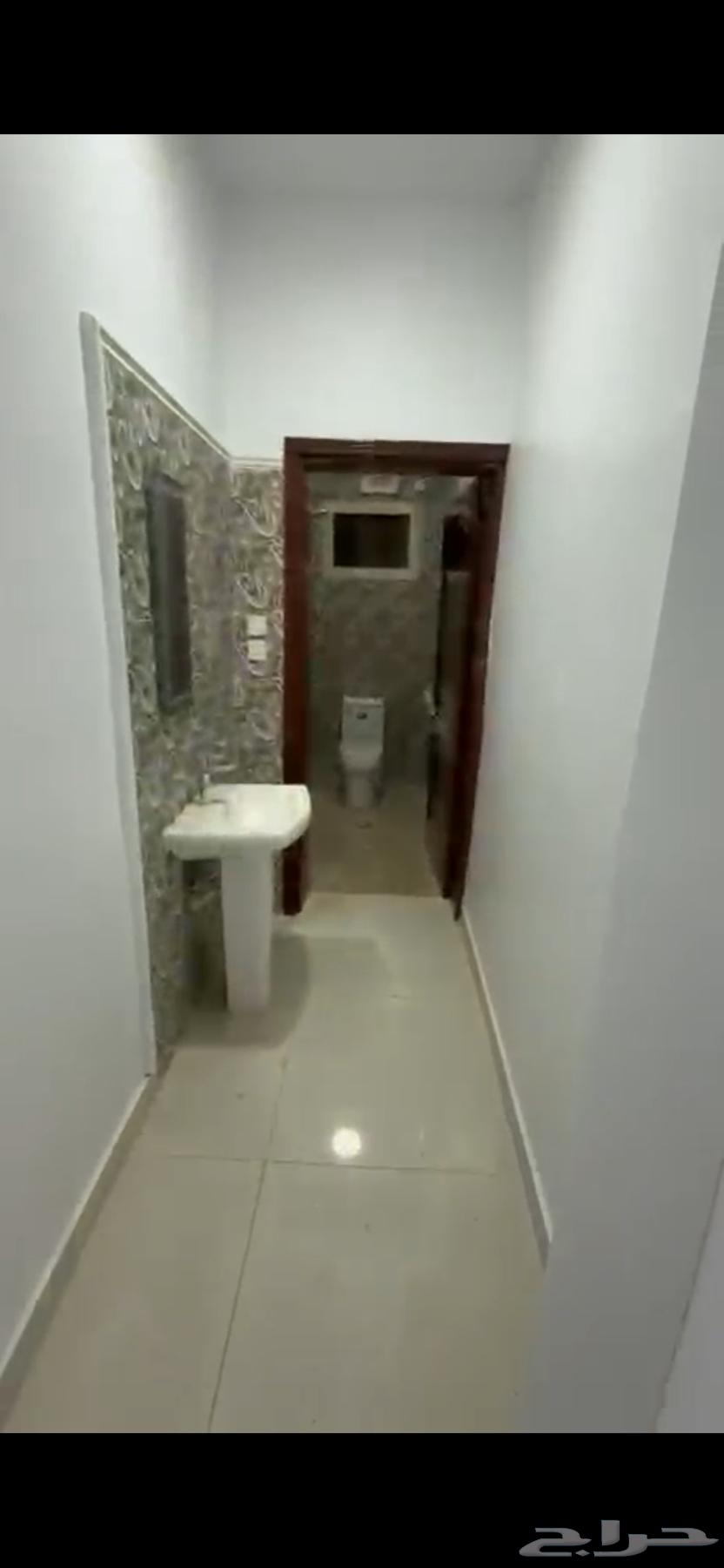 4 bedroom apartment in Al Khadra, Madinah 5