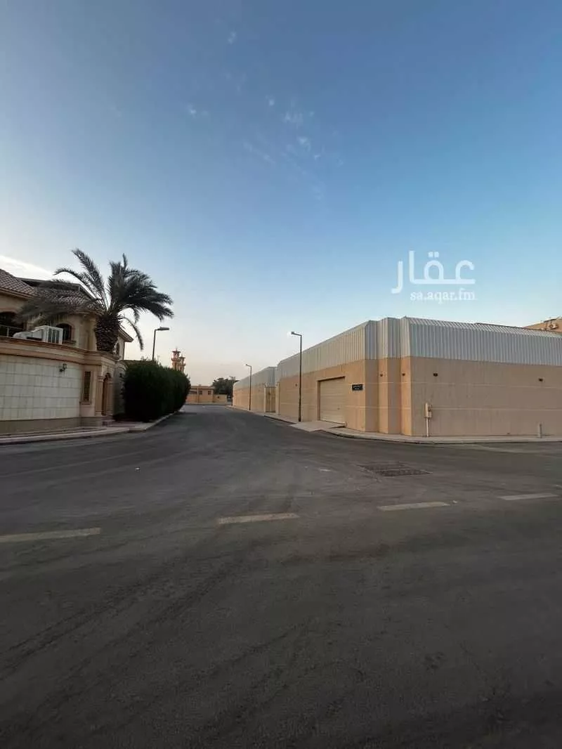 2280 sqm land in Al Nuzhah 10