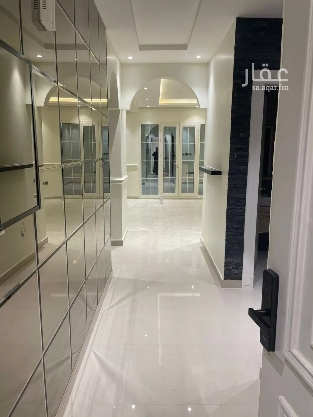 3 bedroom apartment in Al Malqa 4