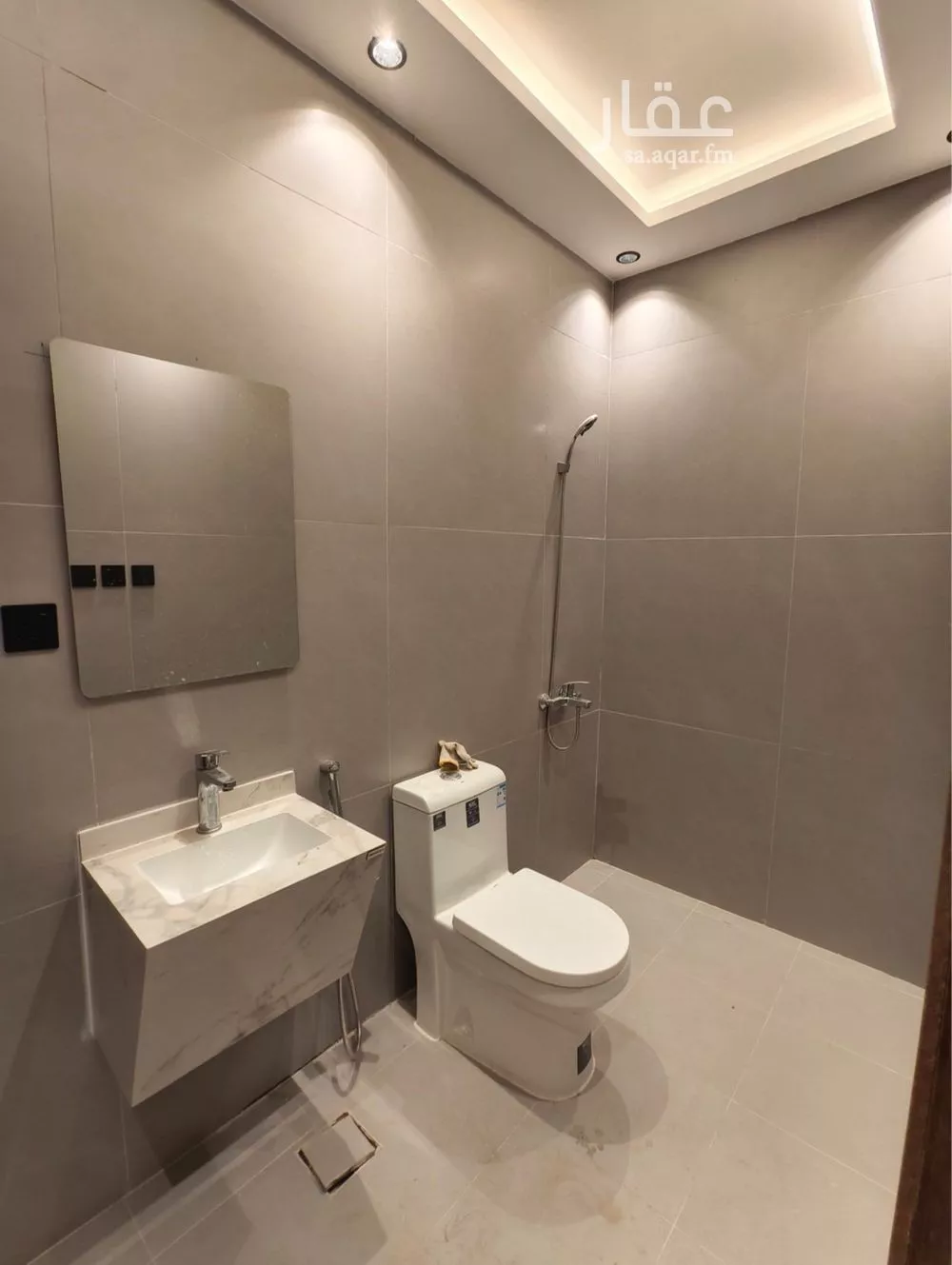 1 bedroom apartment in Al Wurud 6