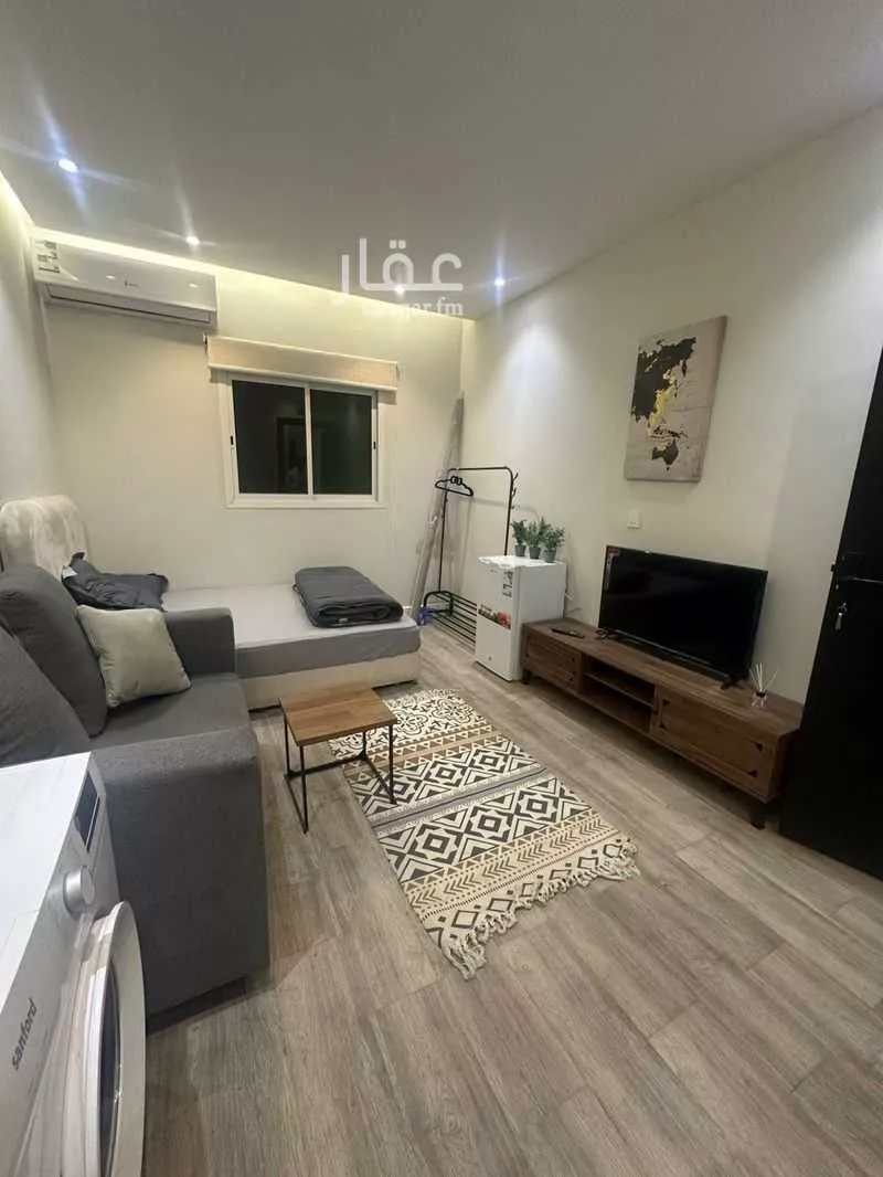 1 bedroom apartment in Al Falah 5