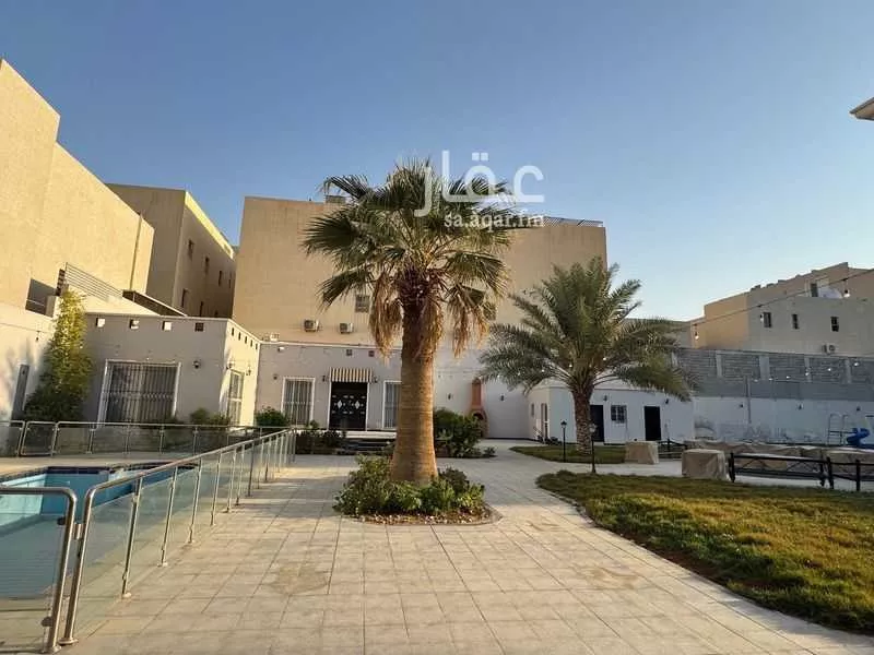 أرض 975 م² في الملقا 6