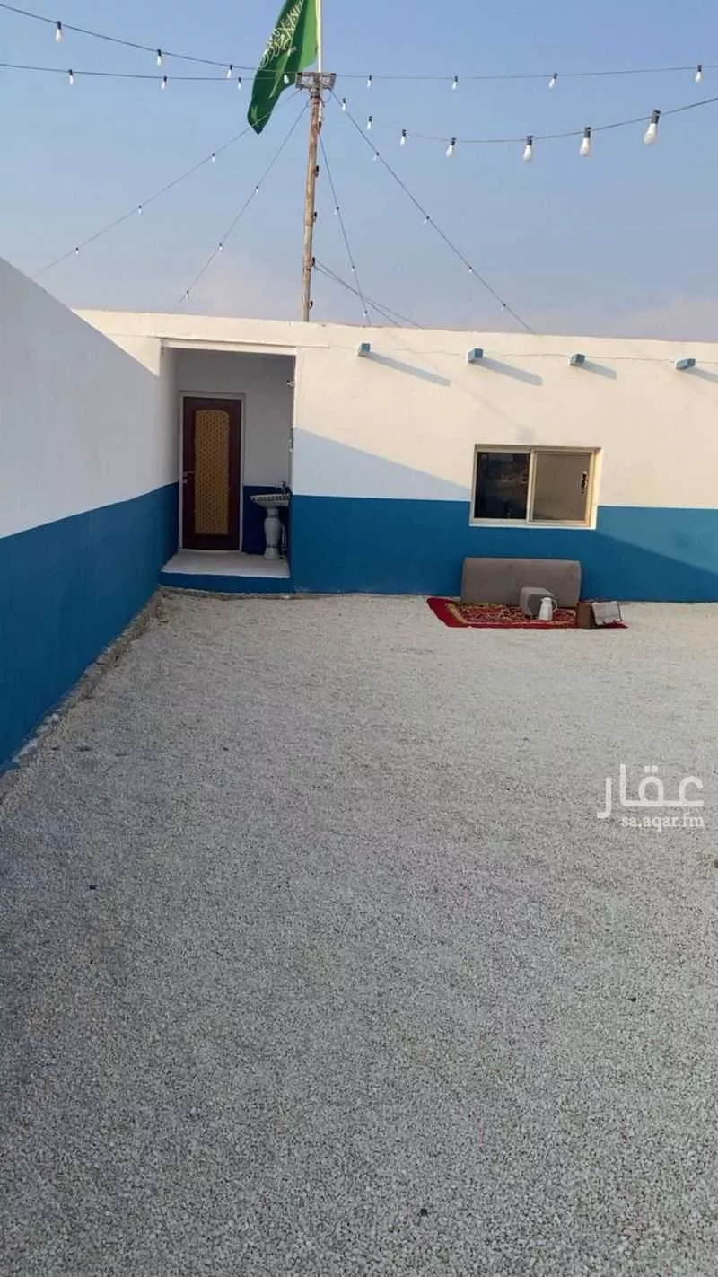 أرض 759 م² في الشرق 8