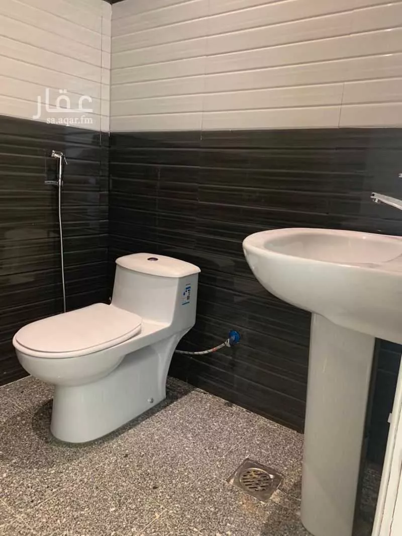 أرض 450 م² في بنبان 11