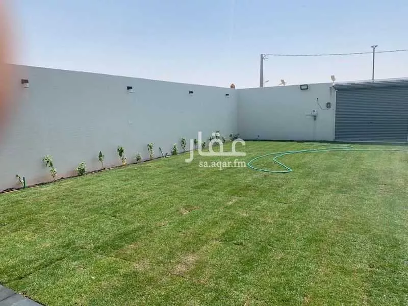 أرض 450 م² في بنبان 7